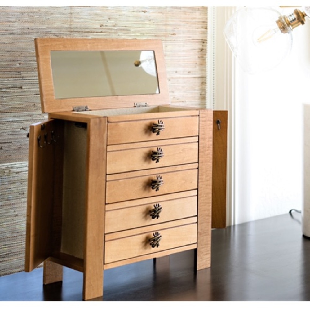 - Alveare Home, Jewelry Chest Pine 💞💞